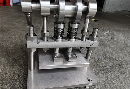 Rapid prototyping technology and machining of mechanical parts!